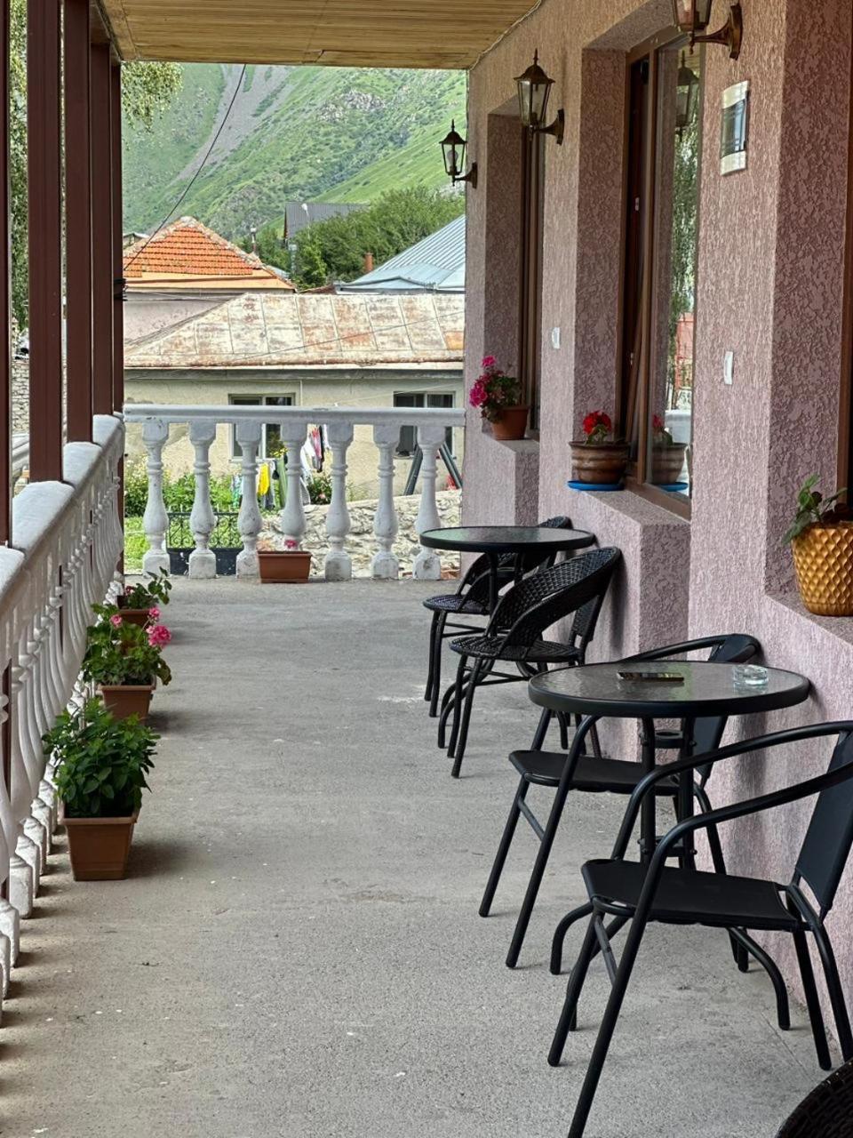 Roza Guesthouse 卡兹贝吉 外观 照片