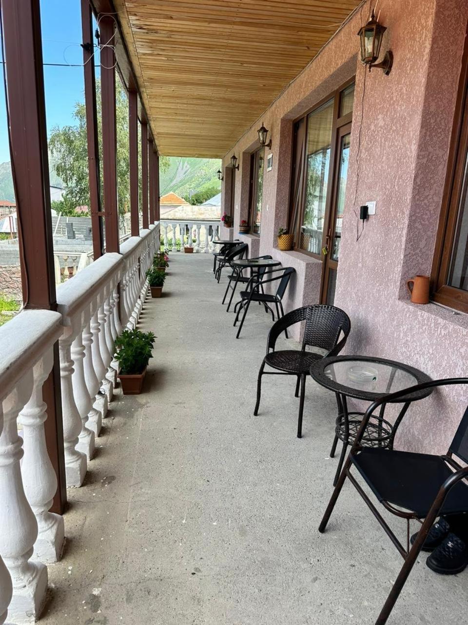 Roza Guesthouse 卡兹贝吉 外观 照片